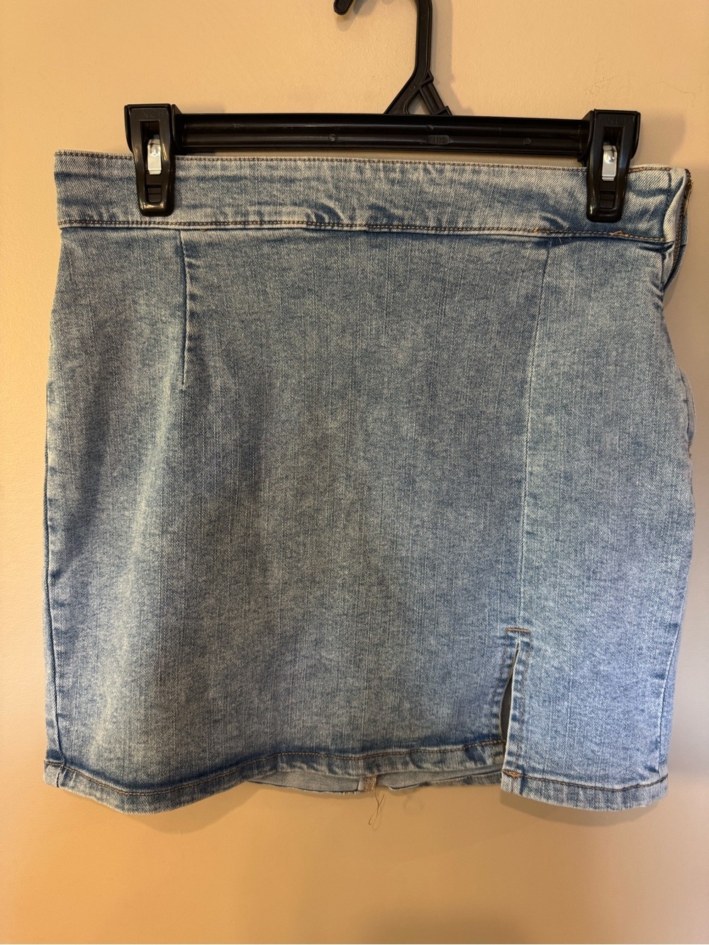 Ardene Light Wash Denim Mini Skirt - Picture 2 of 9